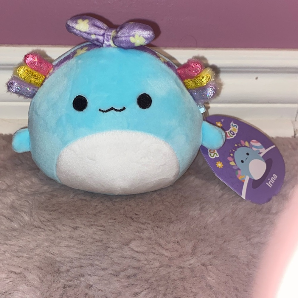 BRAND NEW SQUISHMALLOW AXOLOTL 5”! NWT. SMOKE FREE HOME!
